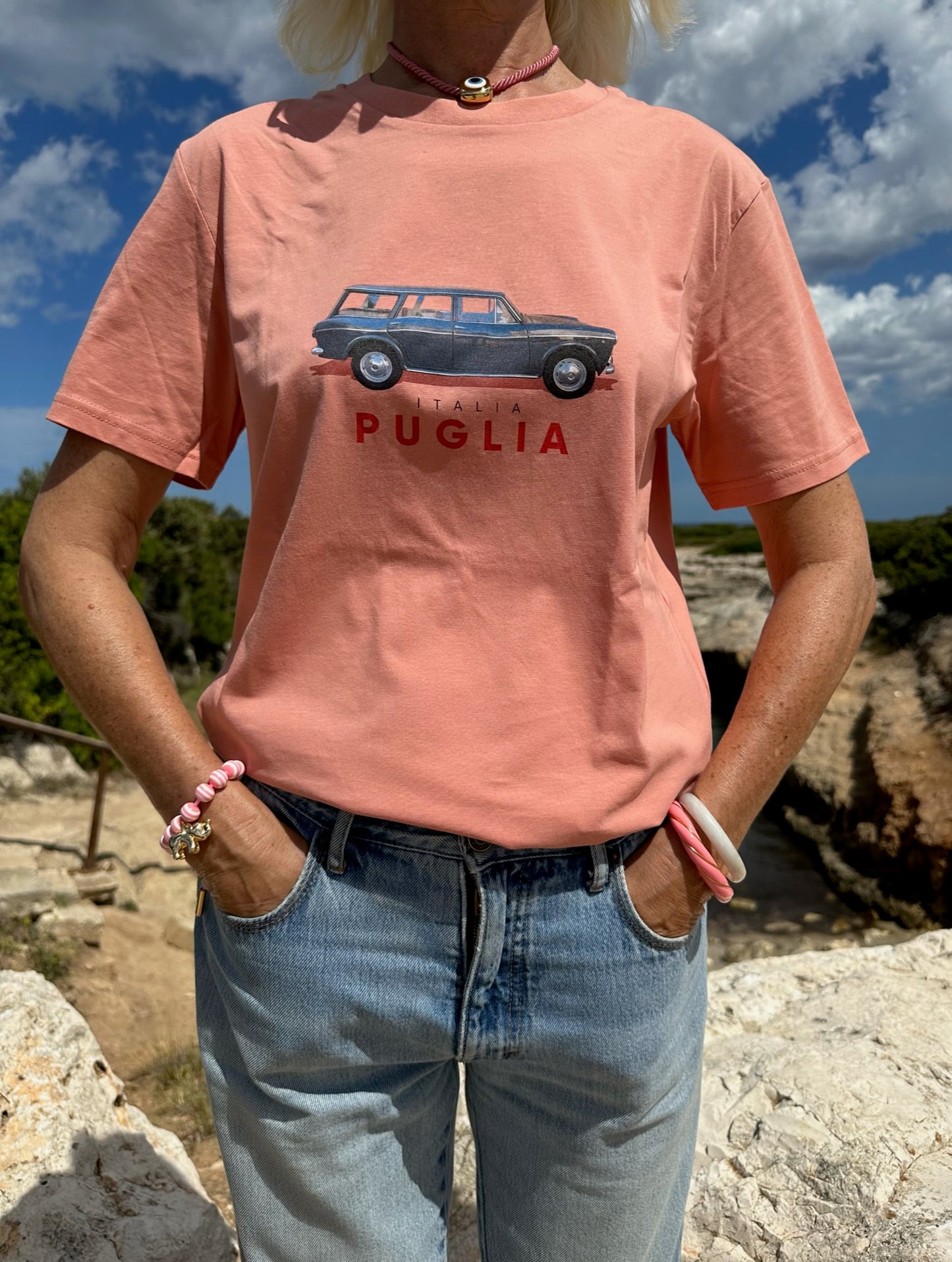 T-shirt - Old Pink Classic Fiat 1100 x Paragon Unisex