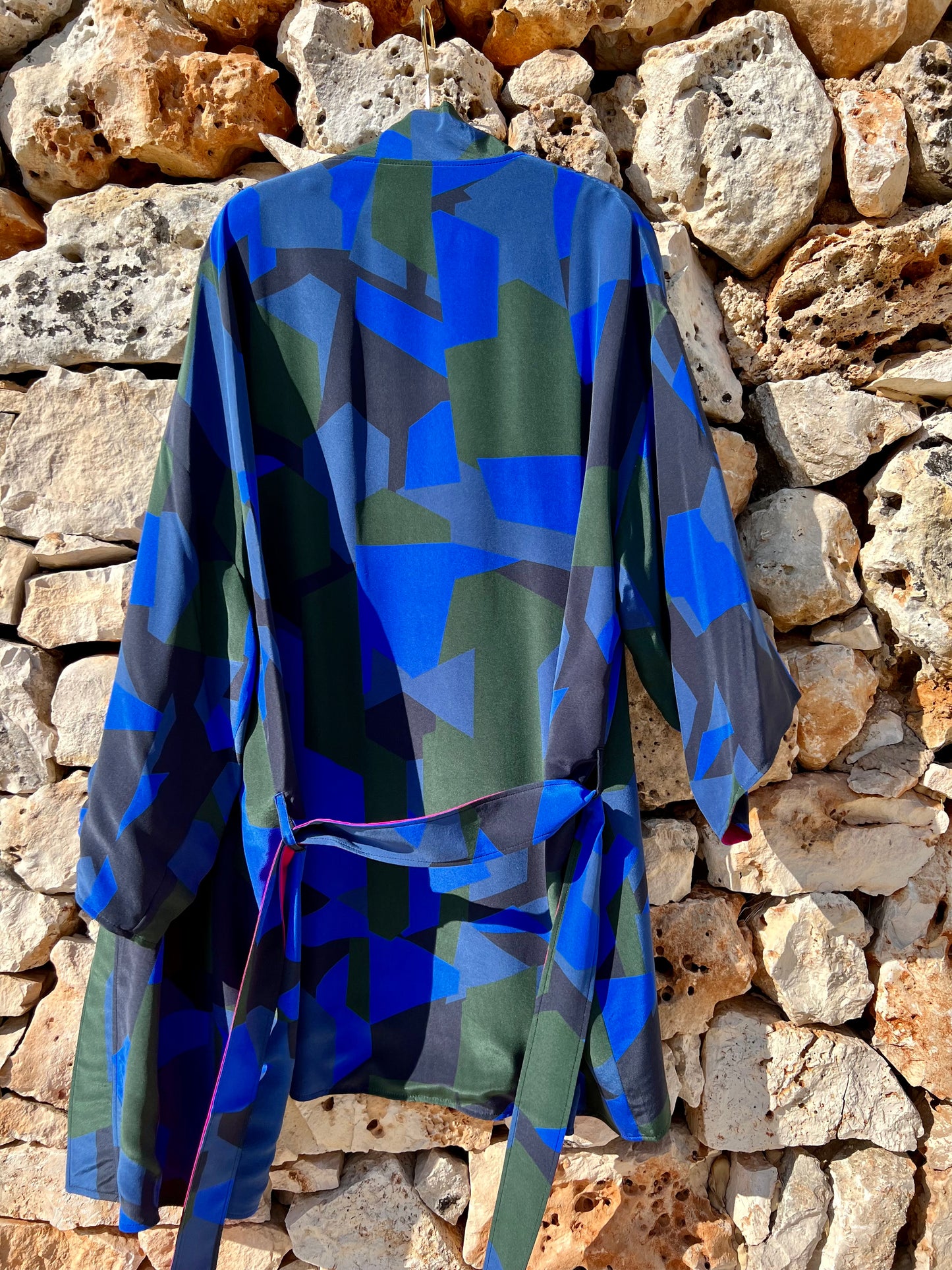 Kimono - Blue Camouflage inside Fuchsia