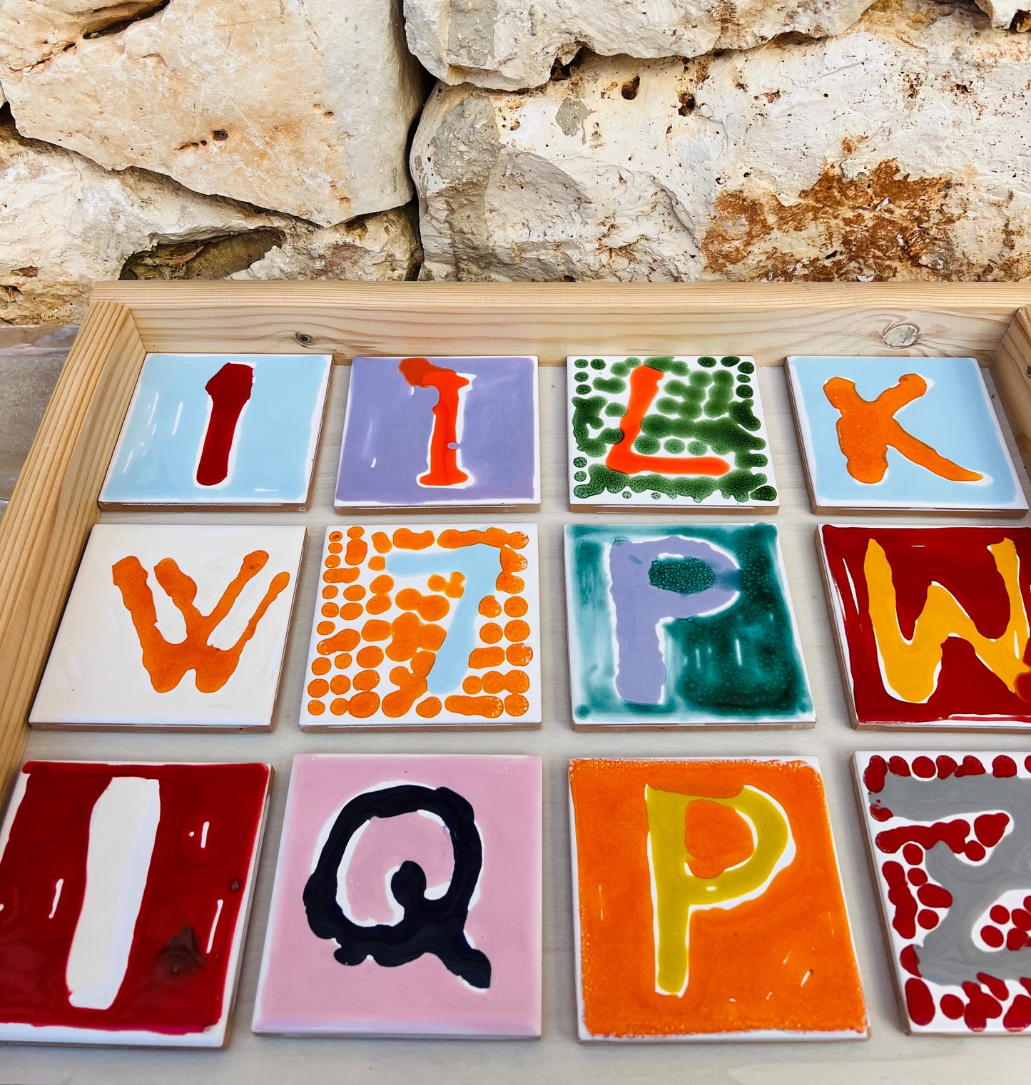 Plate - Ceramic tile letter L